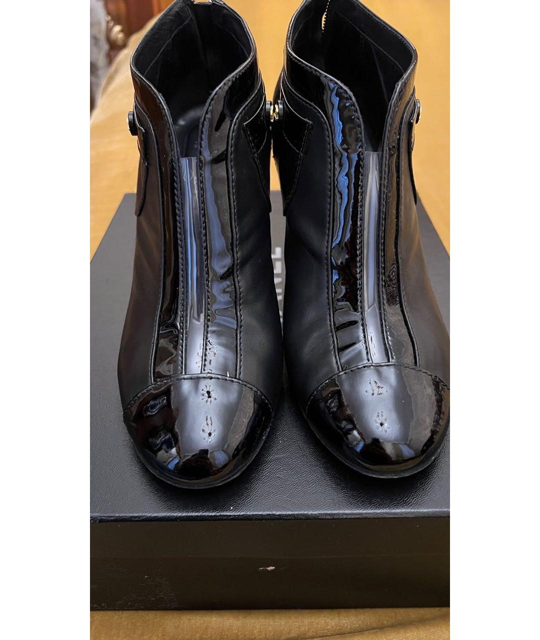 CHANEL Черные кожаные ботильоны, фото 4