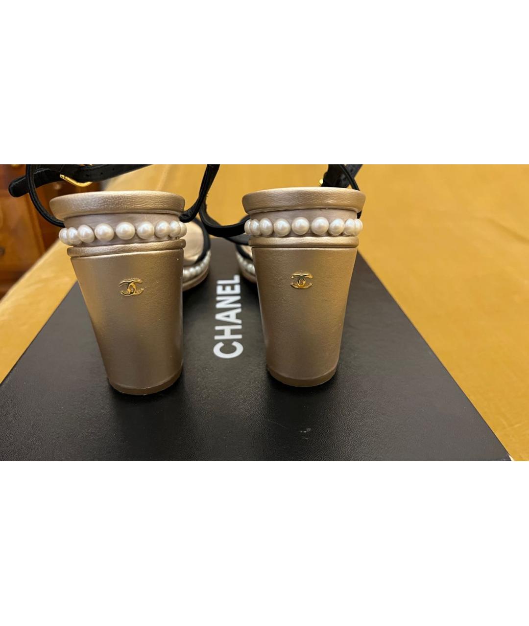 CHANEL Черные кожаные босоножки, фото 4