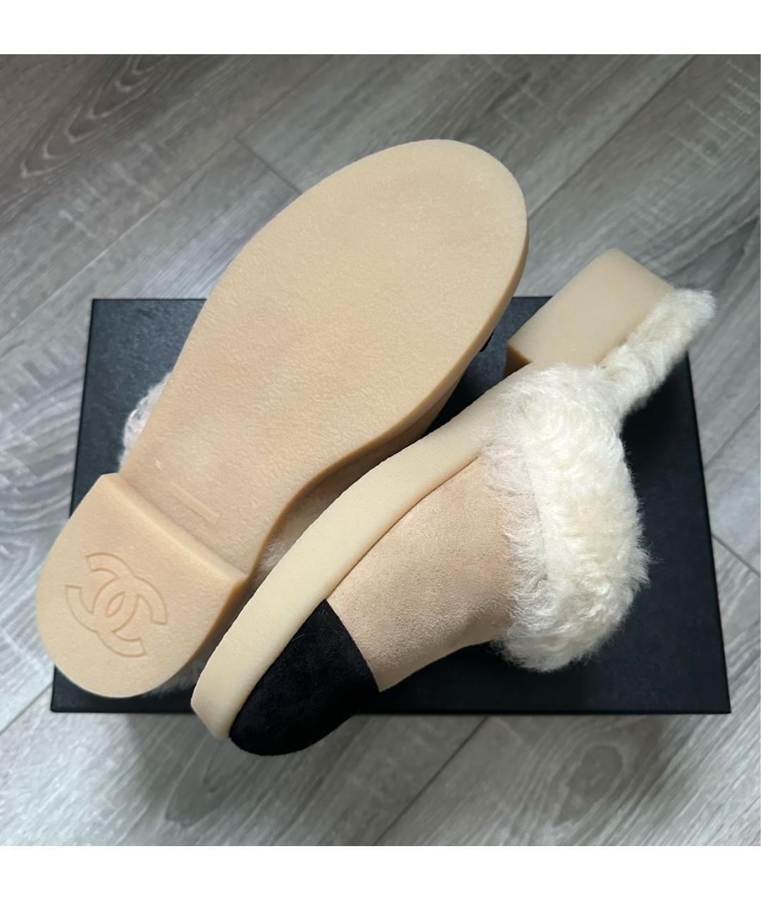 CHANEL Бежевые замшевые мюли, фото 3
