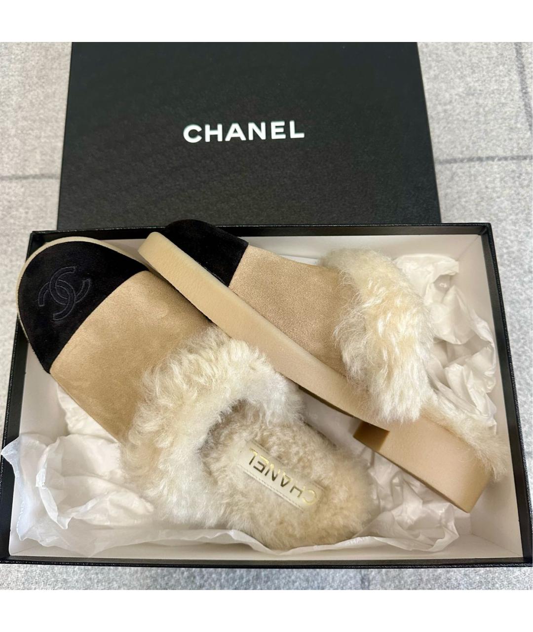 CHANEL Бежевые замшевые мюли, фото 2