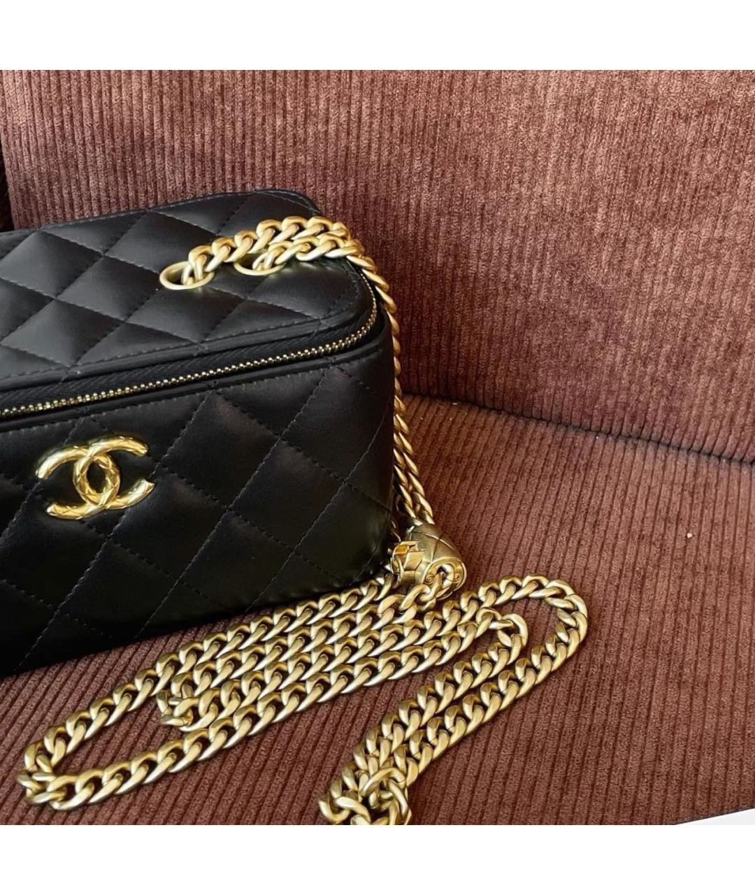 CHANEL Черная кожаная сумка через плечо, фото 2