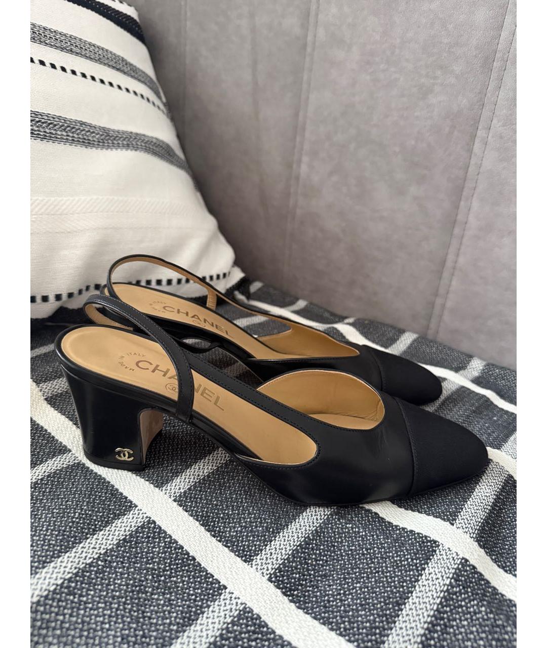 CHANEL Белые кожаные балетки, фото 2