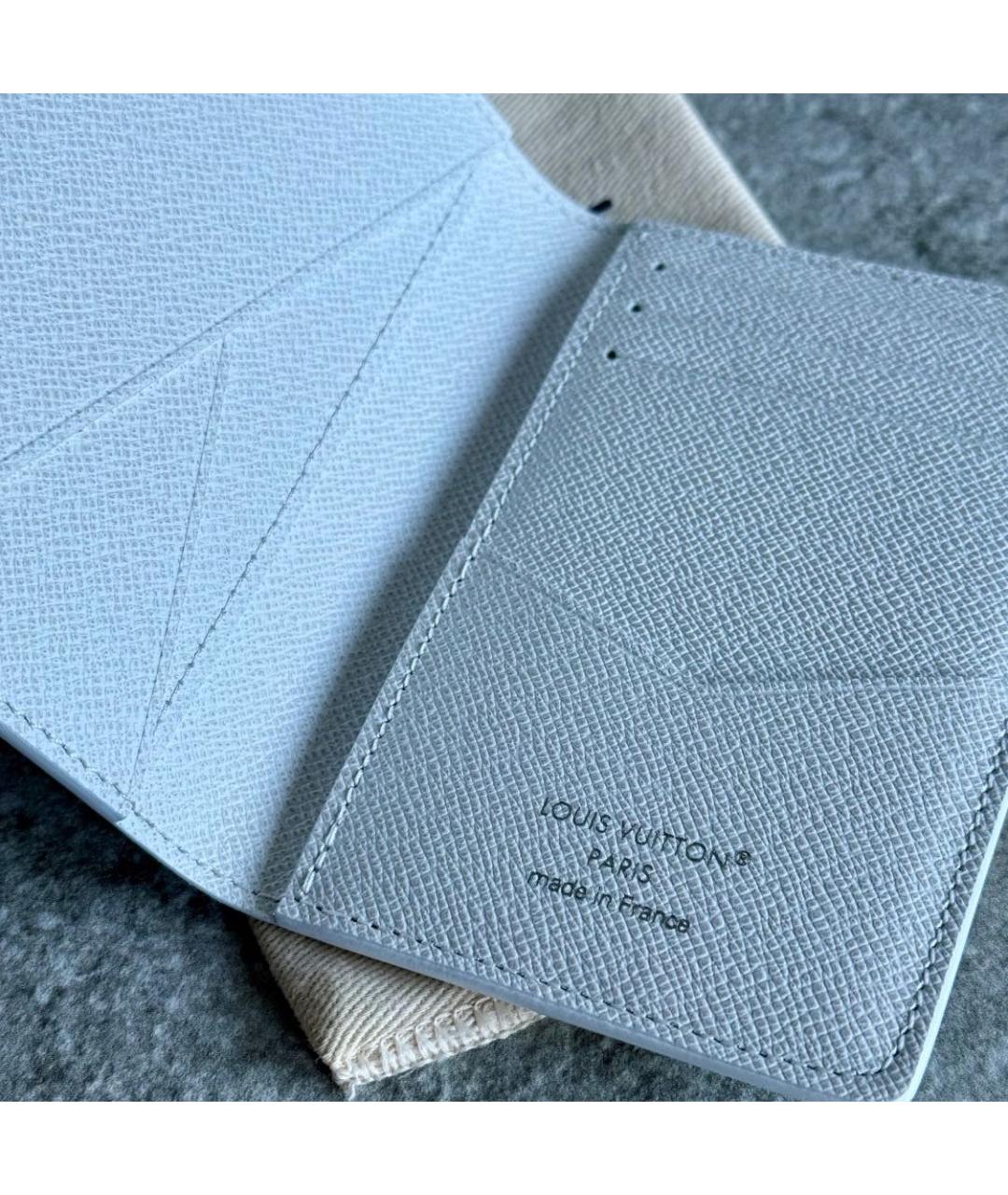 LOUIS VUITTON Белый кардхолдер, фото 6