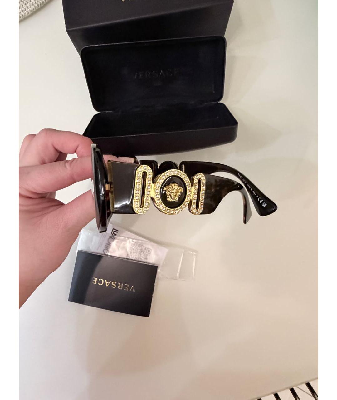 VALENTINO Черные пластиковые солнцезащитные очки, фото 6