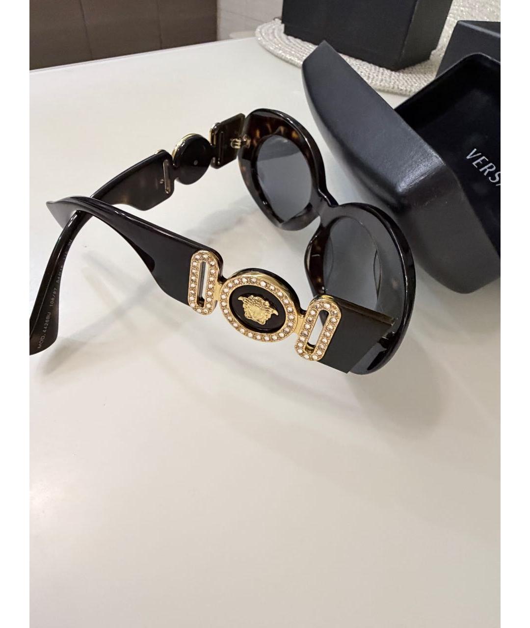 VALENTINO Черные пластиковые солнцезащитные очки, фото 2