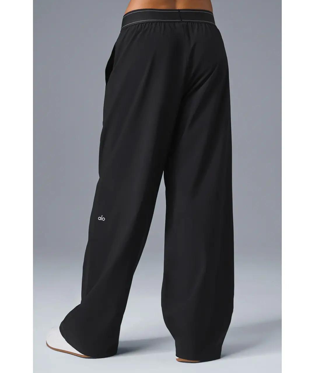 ALO YOGA Черные спортивные брюки и шорты, фото 3