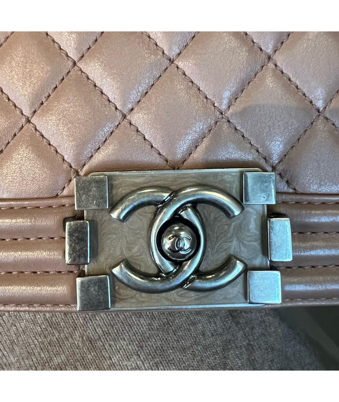 CHANEL Бежевая кожаная сумка через плечо, фото 3