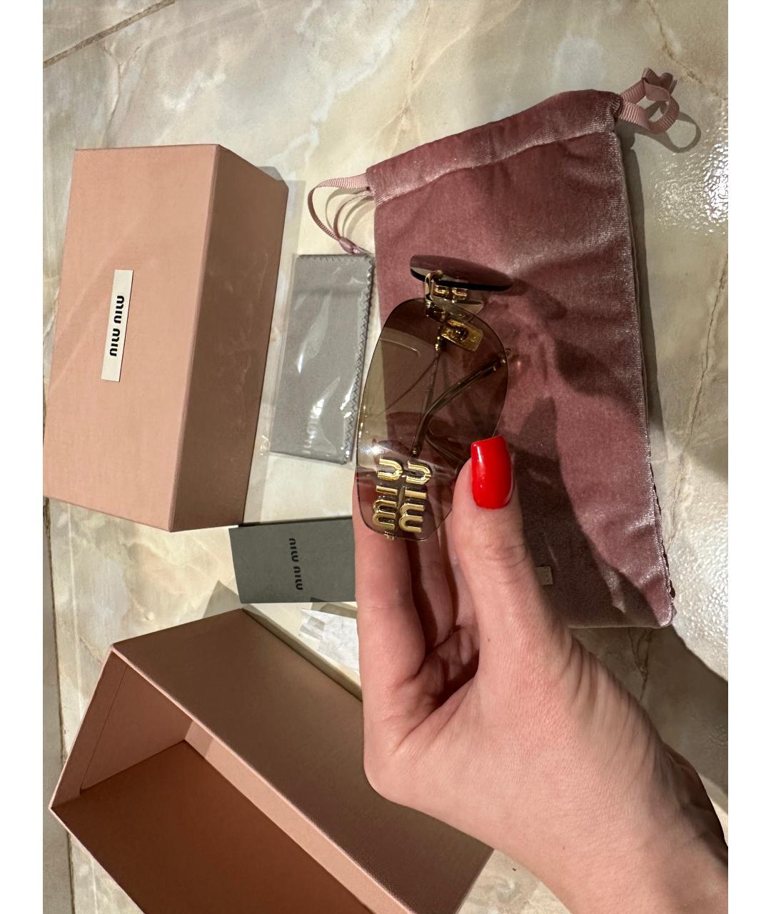 MIU MIU Золотые металлические солнцезащитные очки, фото 2