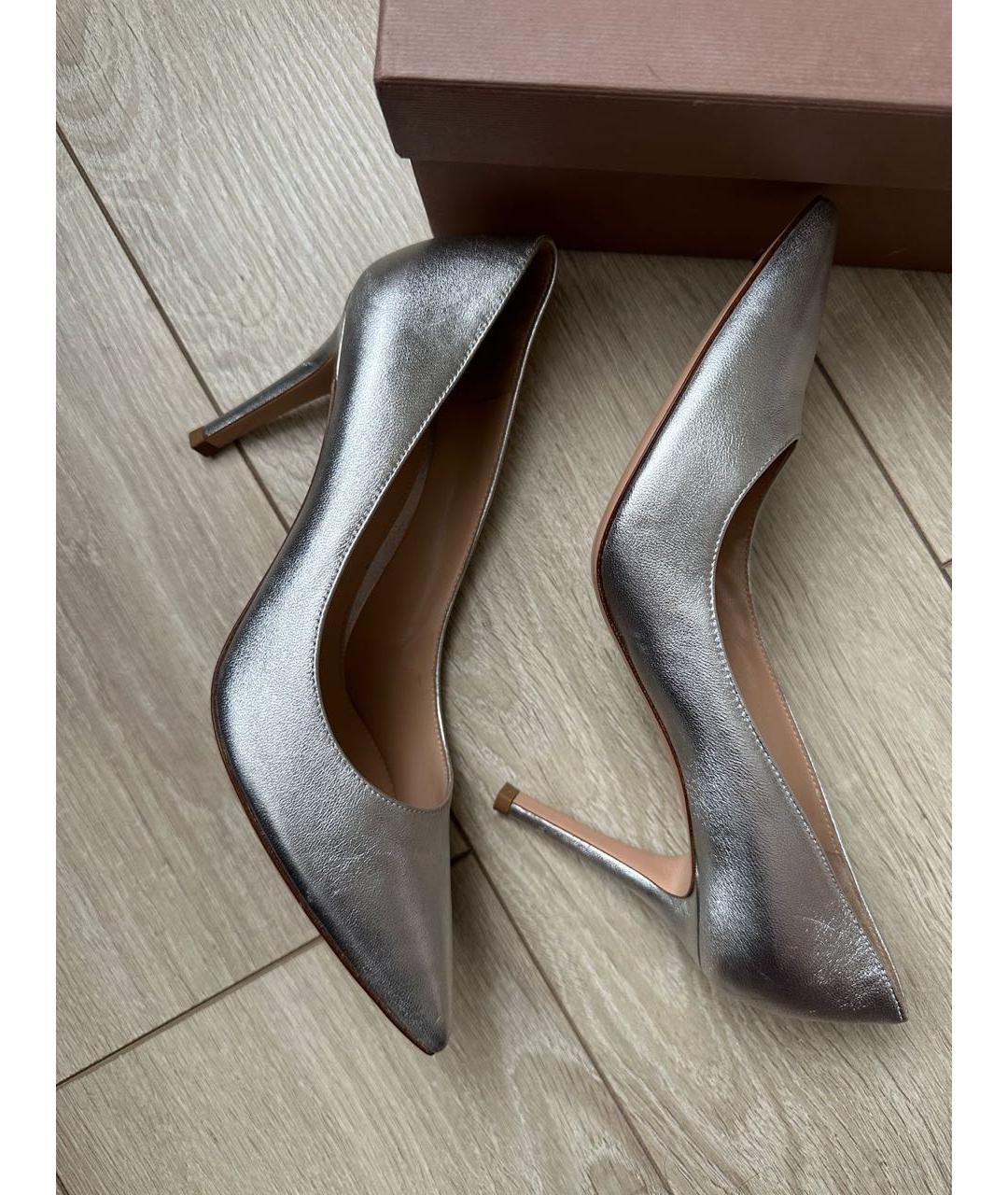 GIANVITO ROSSI Серебряные кожаные туфли, фото 2