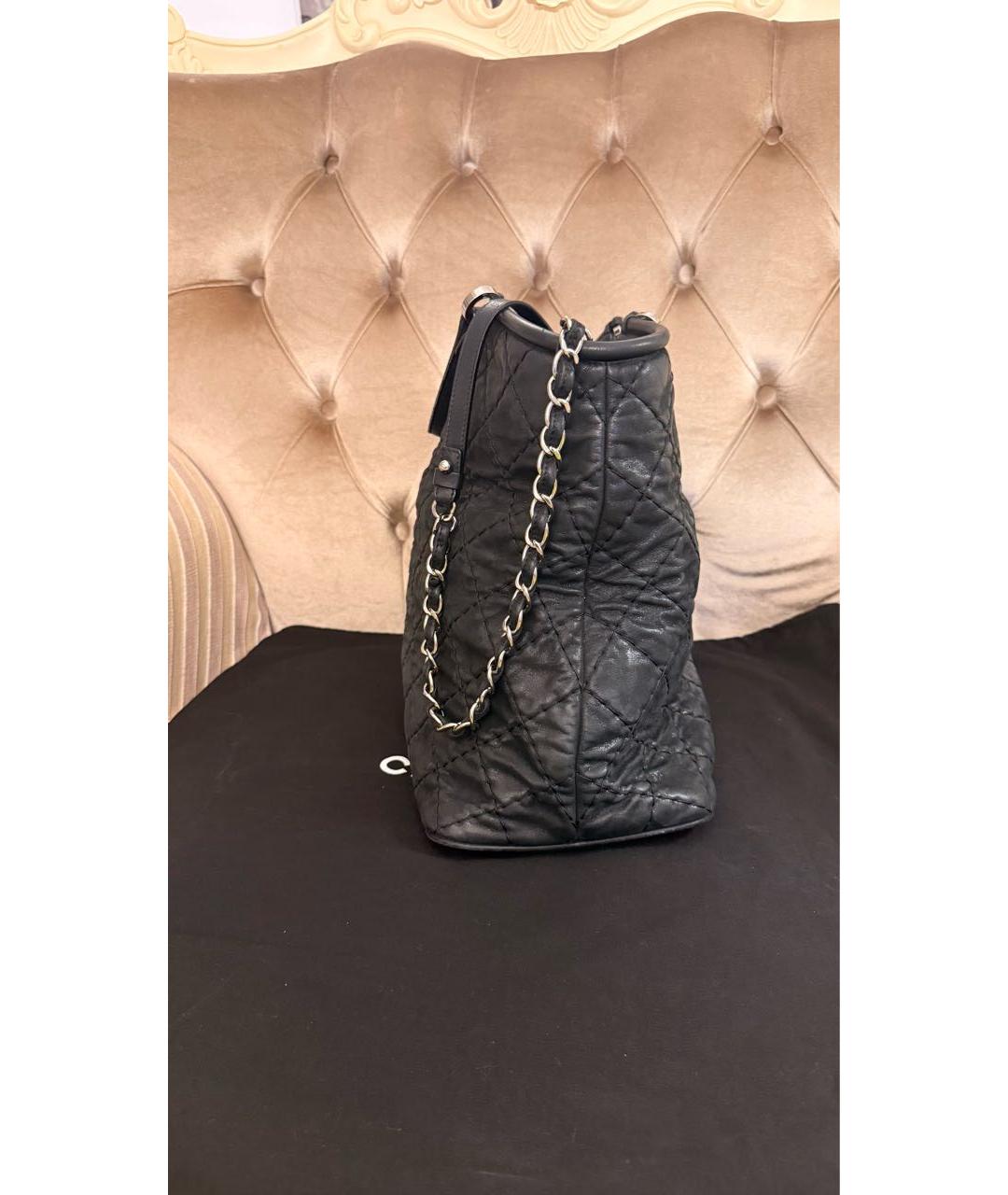 CHANEL Черная кожаная сумка тоут, фото 2