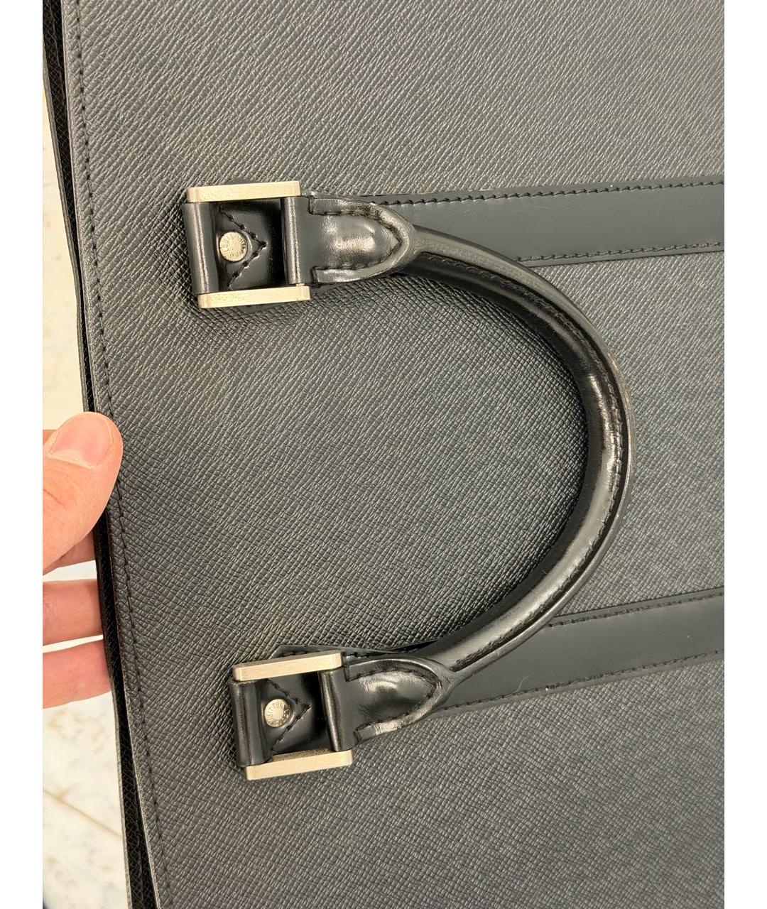 LOUIS VUITTON Черный кожаный портфель, фото 7