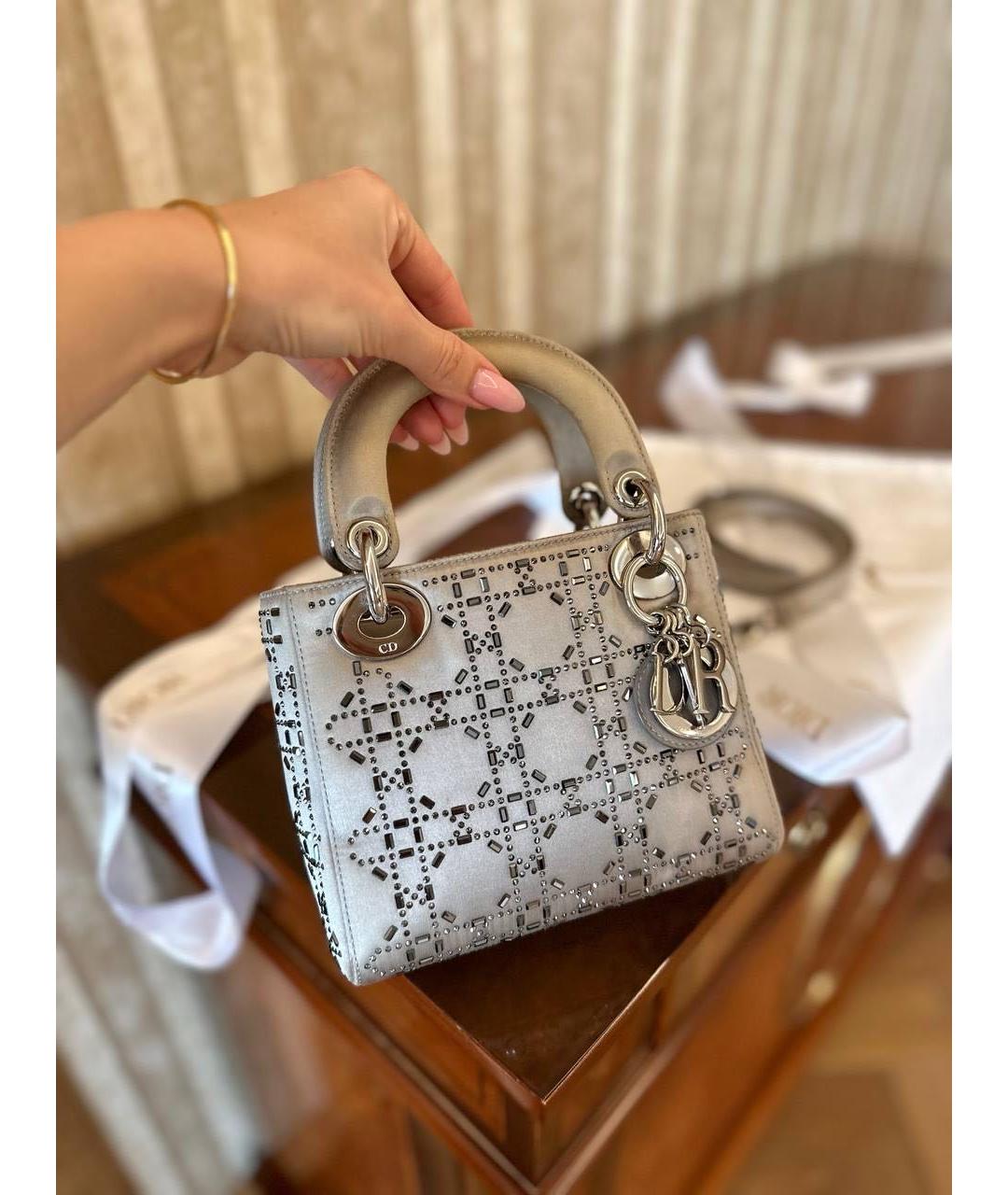 CHRISTIAN DIOR Серебряная шелковая сумка с короткими ручками, фото 4