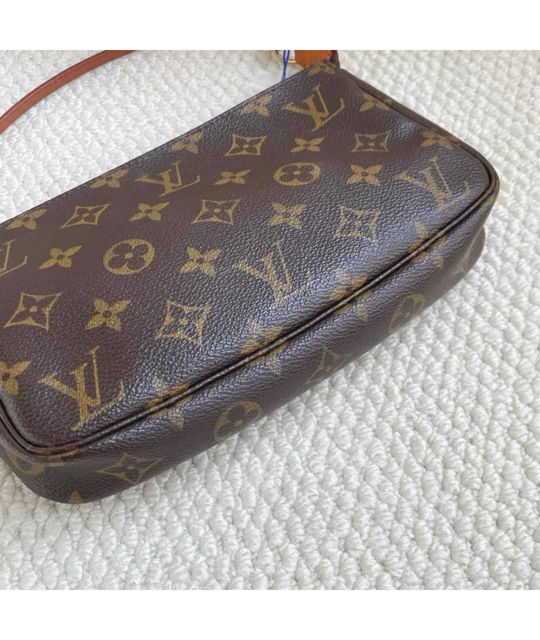 LOUIS VUITTON Коричневая кожаная сумка с короткими ручками, фото 4