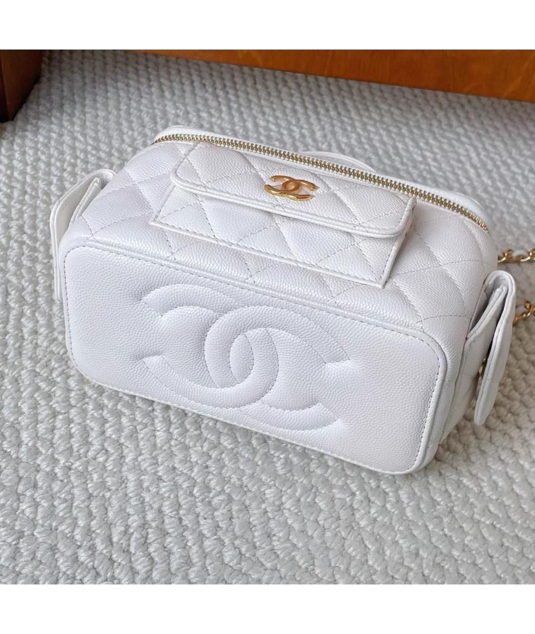 CHANEL Белая кожаная сумка через плечо, фото 3