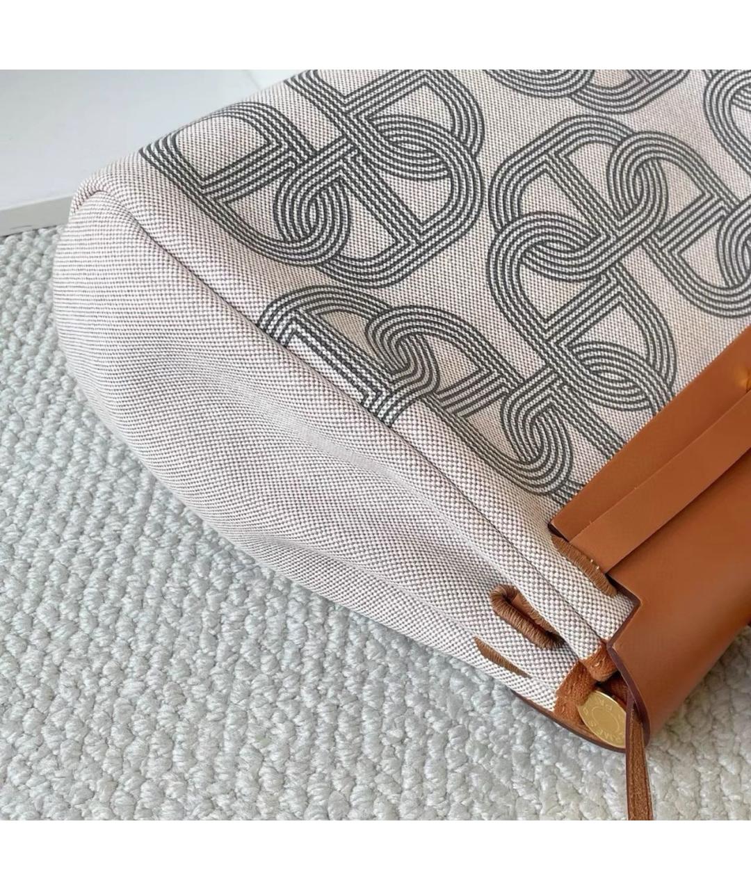 HERMES Бежевая кожаная сумка с короткими ручками, фото 5