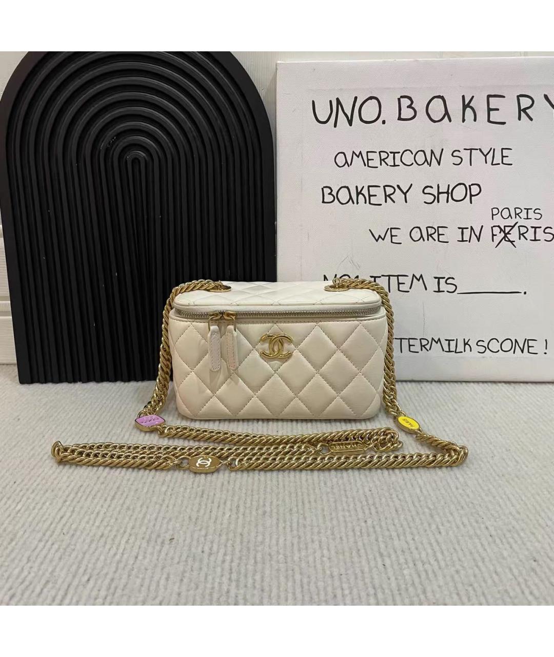 CHANEL Белая кожаная сумка через плечо, фото 8