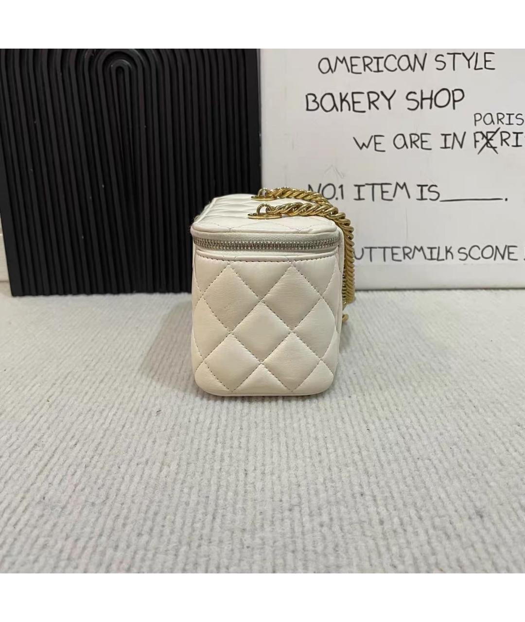 CHANEL Белая кожаная сумка через плечо, фото 5