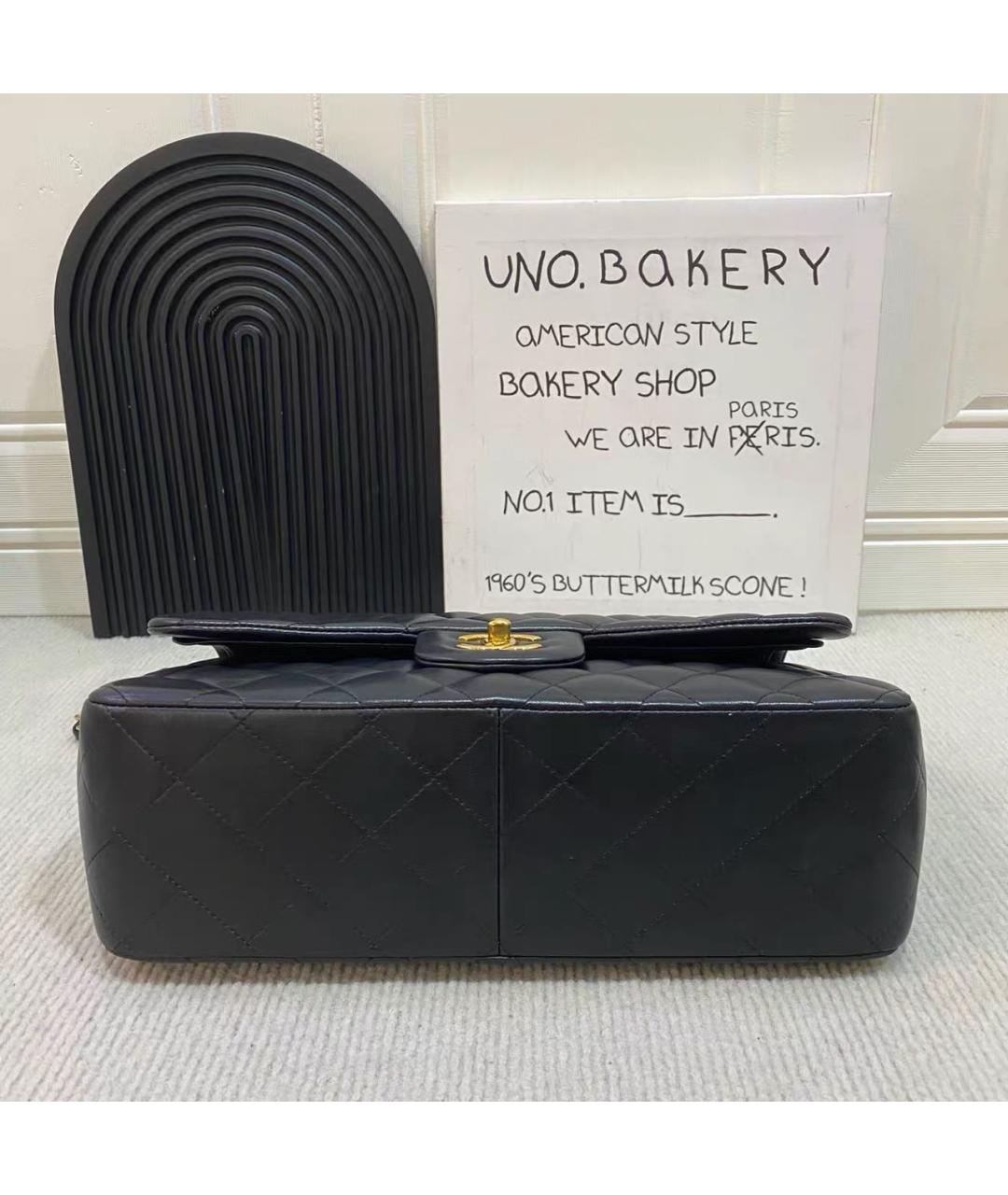 CHANEL Черная кожаная сумка через плечо, фото 3