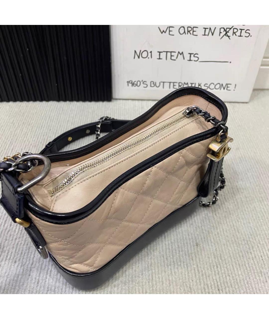 CHANEL Бежевая кожаная сумка через плечо, фото 6