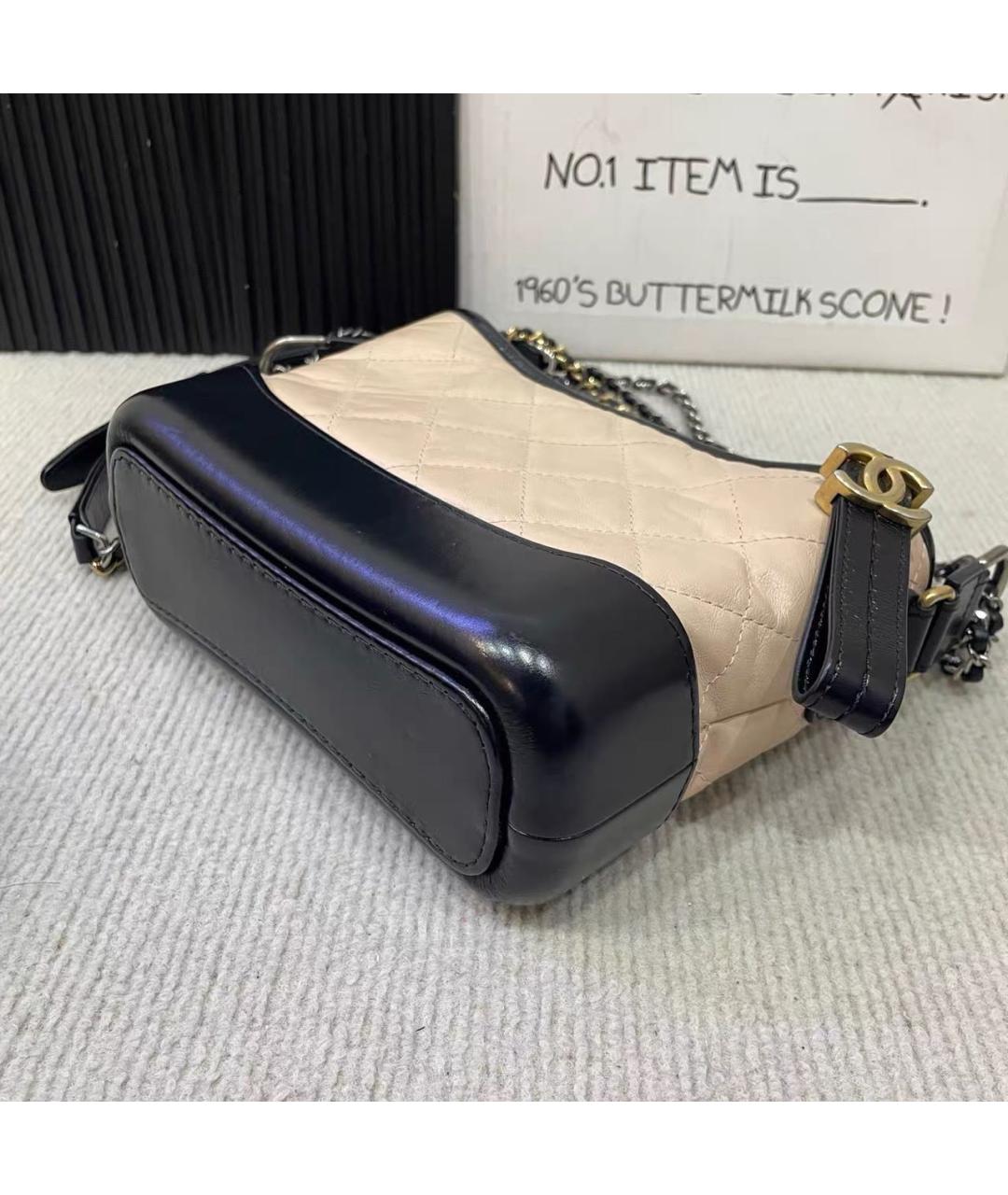 CHANEL Бежевая кожаная сумка через плечо, фото 5