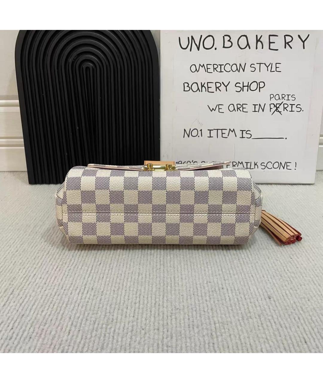 LOUIS VUITTON Бежевая кожаная сумка с короткими ручками, фото 3