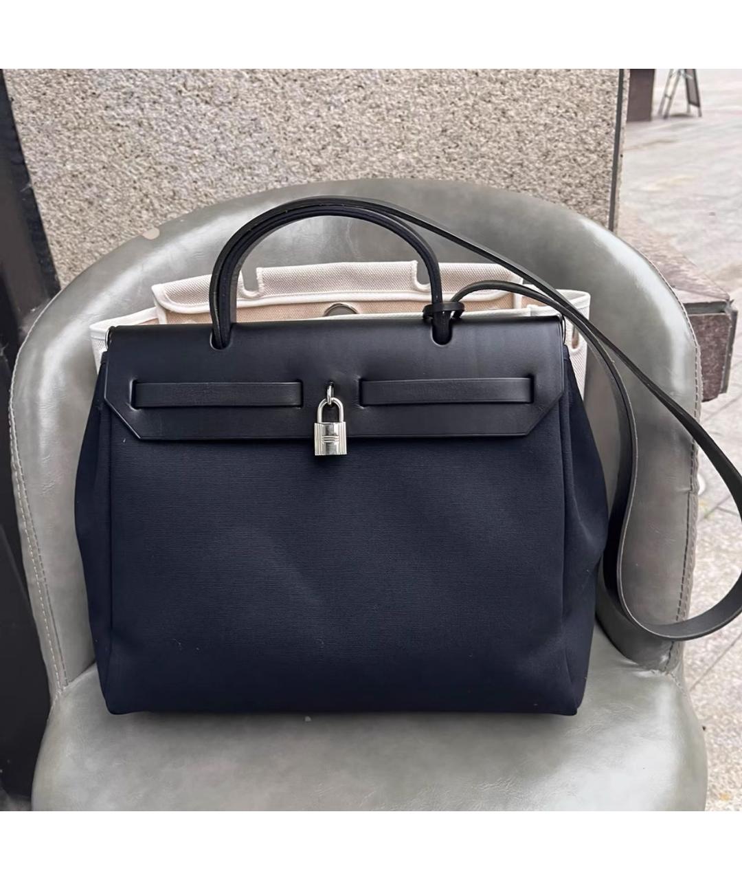 HERMES Черная кожаная сумка с короткими ручками, фото 2