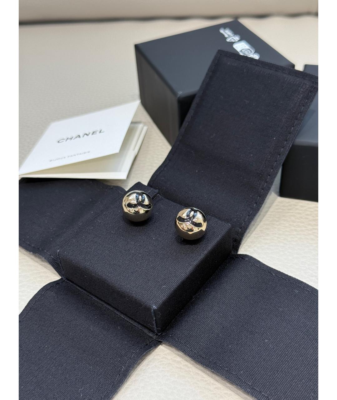 CHANEL Золотые металлические серьги, фото 2