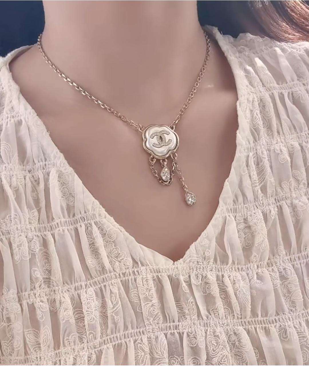 CHANEL Золотое металлическое колье, фото 6