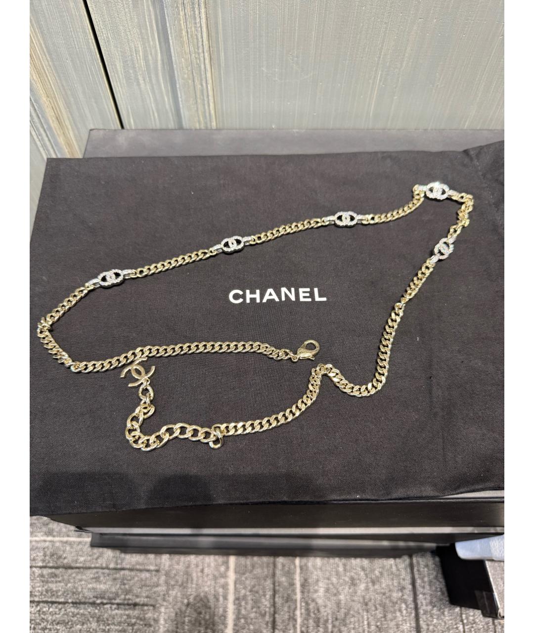 CHANEL Золотое металлическое колье, фото 3