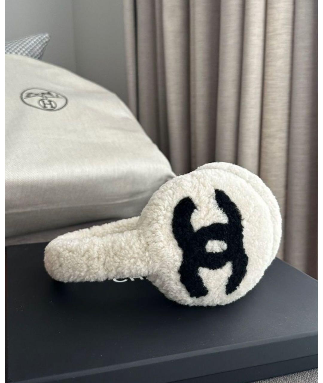 CHANEL Белые шерстяные наушники, фото 2