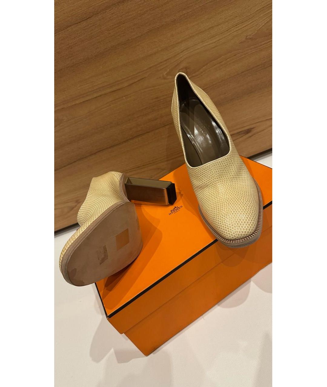 HERMES Бежевые туфли из экзотической кожи, фото 2