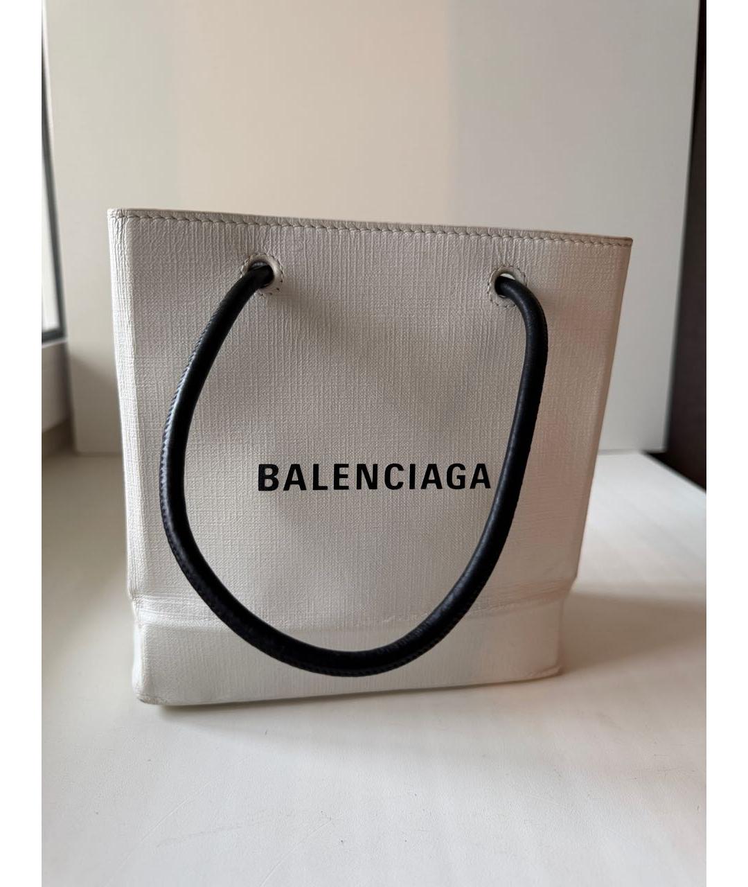 BALENCIAGA Белая кожаная сумка с короткими ручками, фото 2