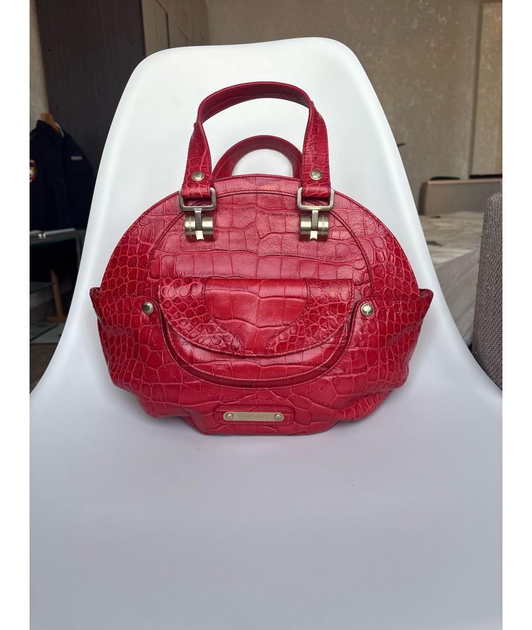 VERSACE Красная сумка с короткими ручками из экзотической кожи, фото 9