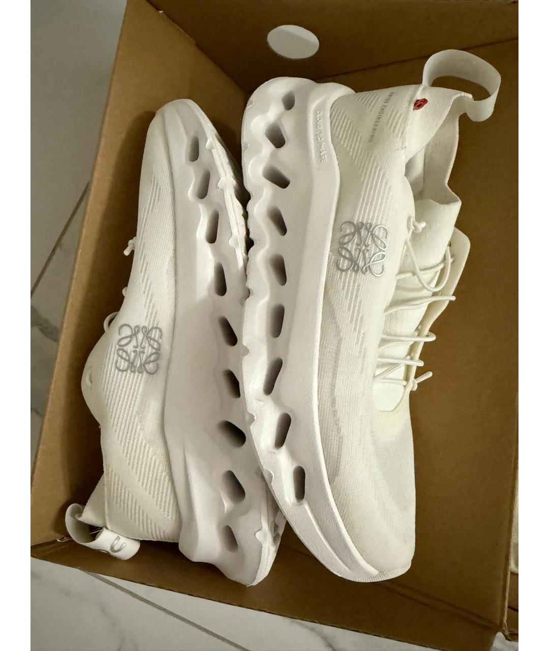 LOEWE Белые текстильные кроссовки, фото 3