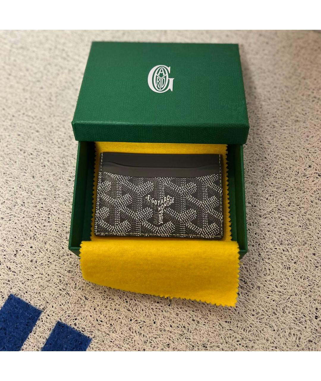 GOYARD Серый кожаный кардхолдер, фото 5