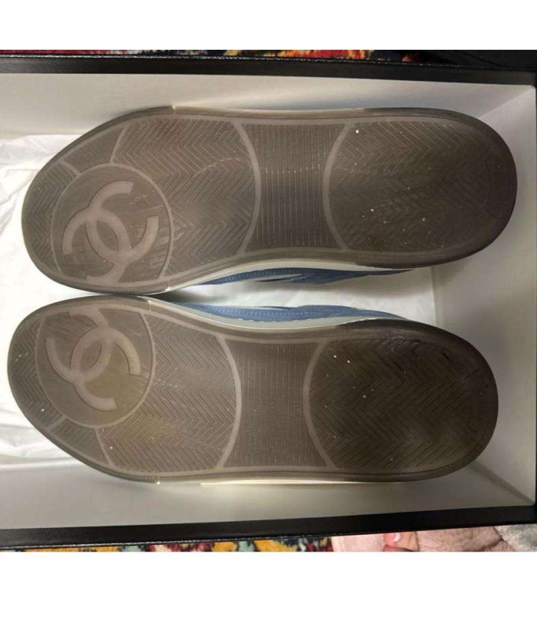 CHANEL Голубые замшевые кеды, фото 7