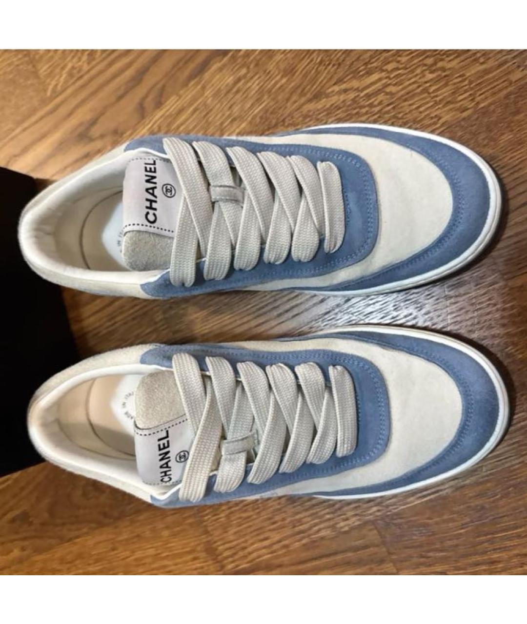 CHANEL Голубые замшевые кеды, фото 2