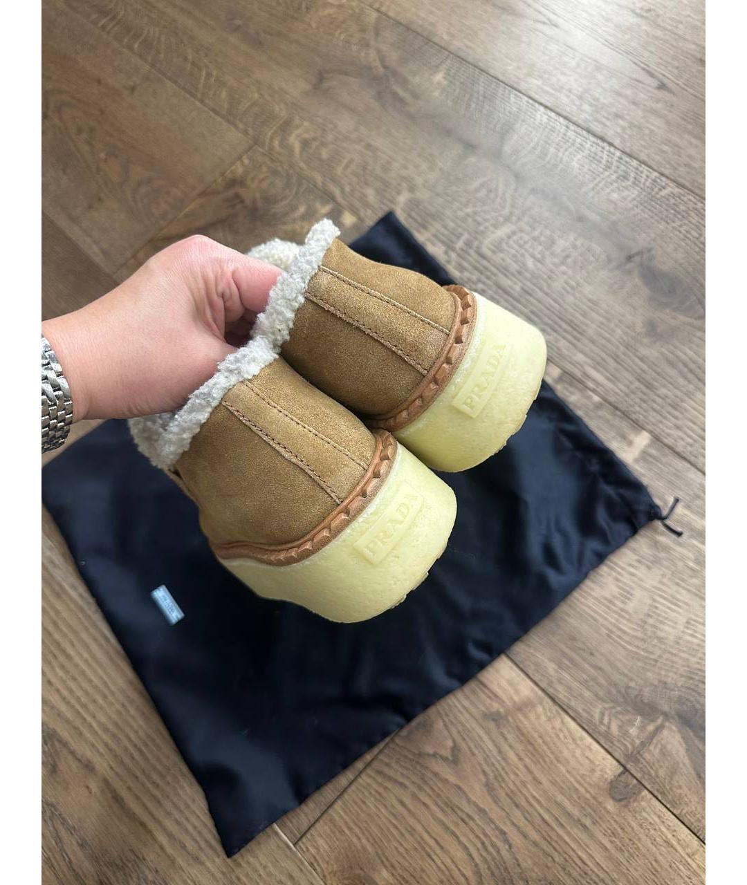 PRADA Коричневые замшевые ботинки, фото 4