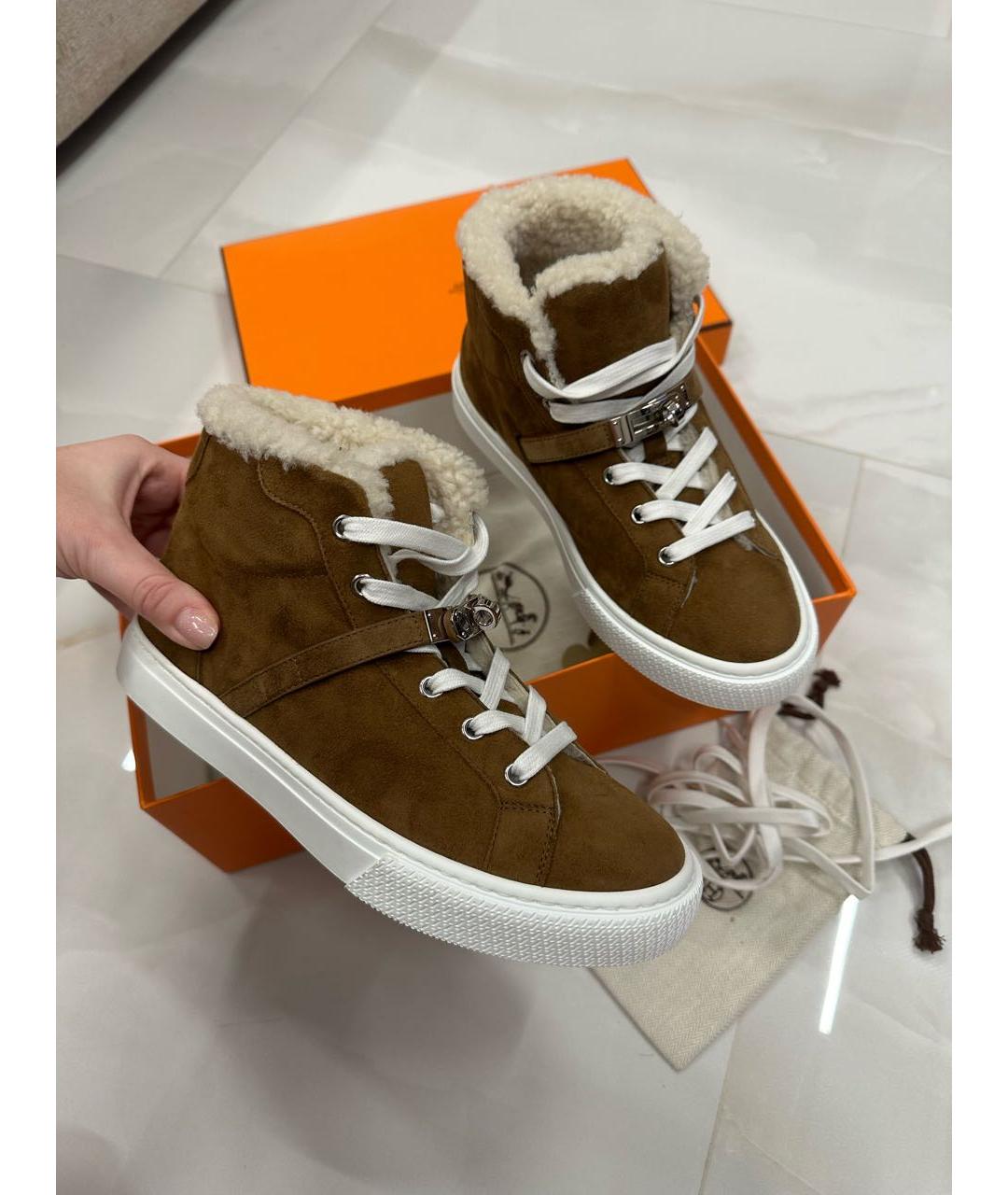 HERMES Коричневые замшевые кроссовки, фото 2