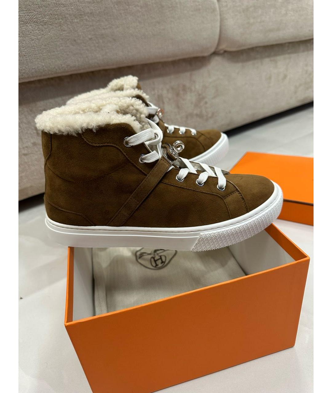HERMES Коричневые замшевые кроссовки, фото 9