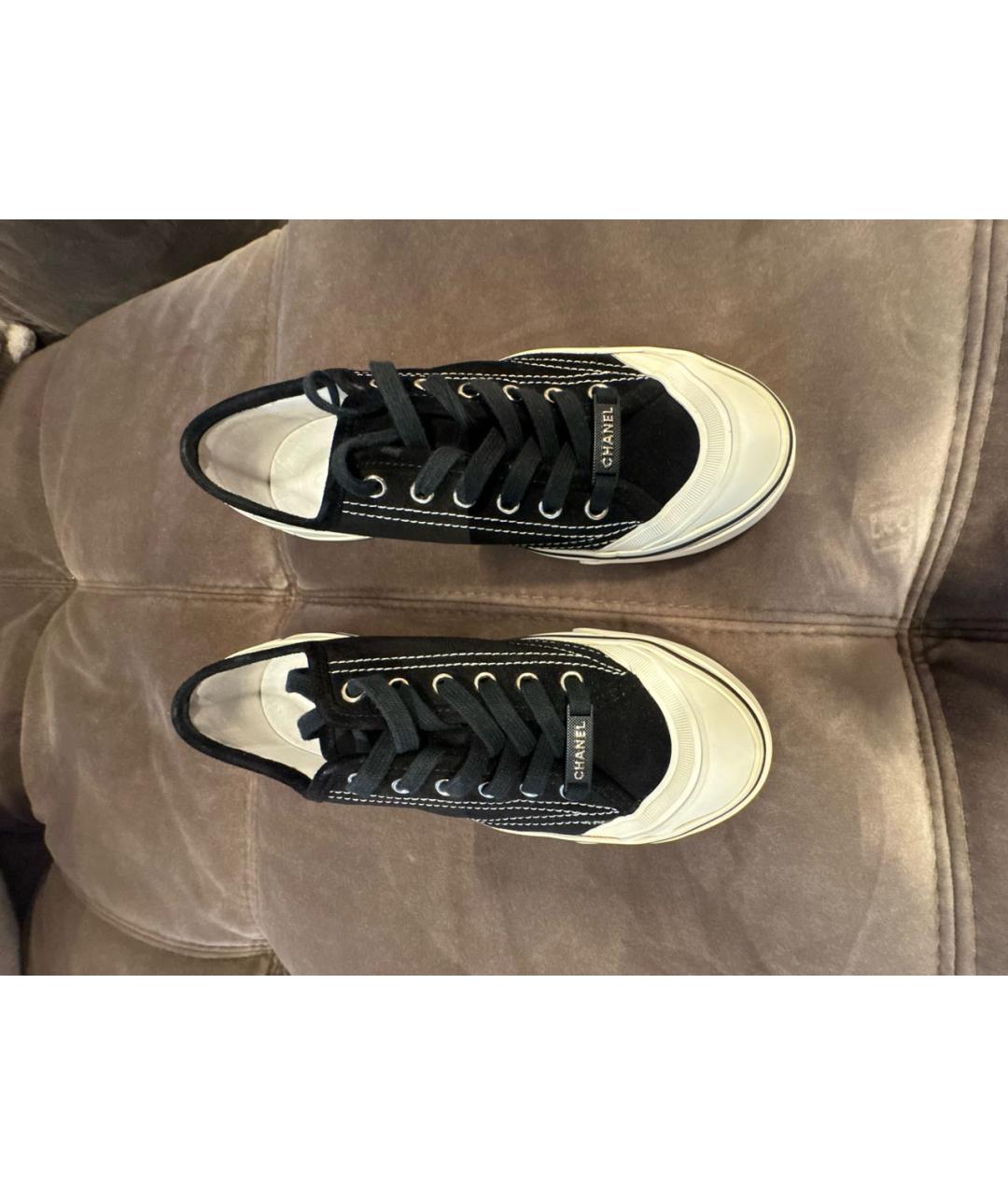 CHANEL Черные замшевые кеды, фото 2