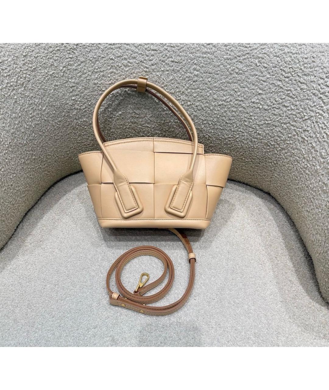 BOTTEGA VENETA Бежевая кожаная сумка через плечо, фото 2