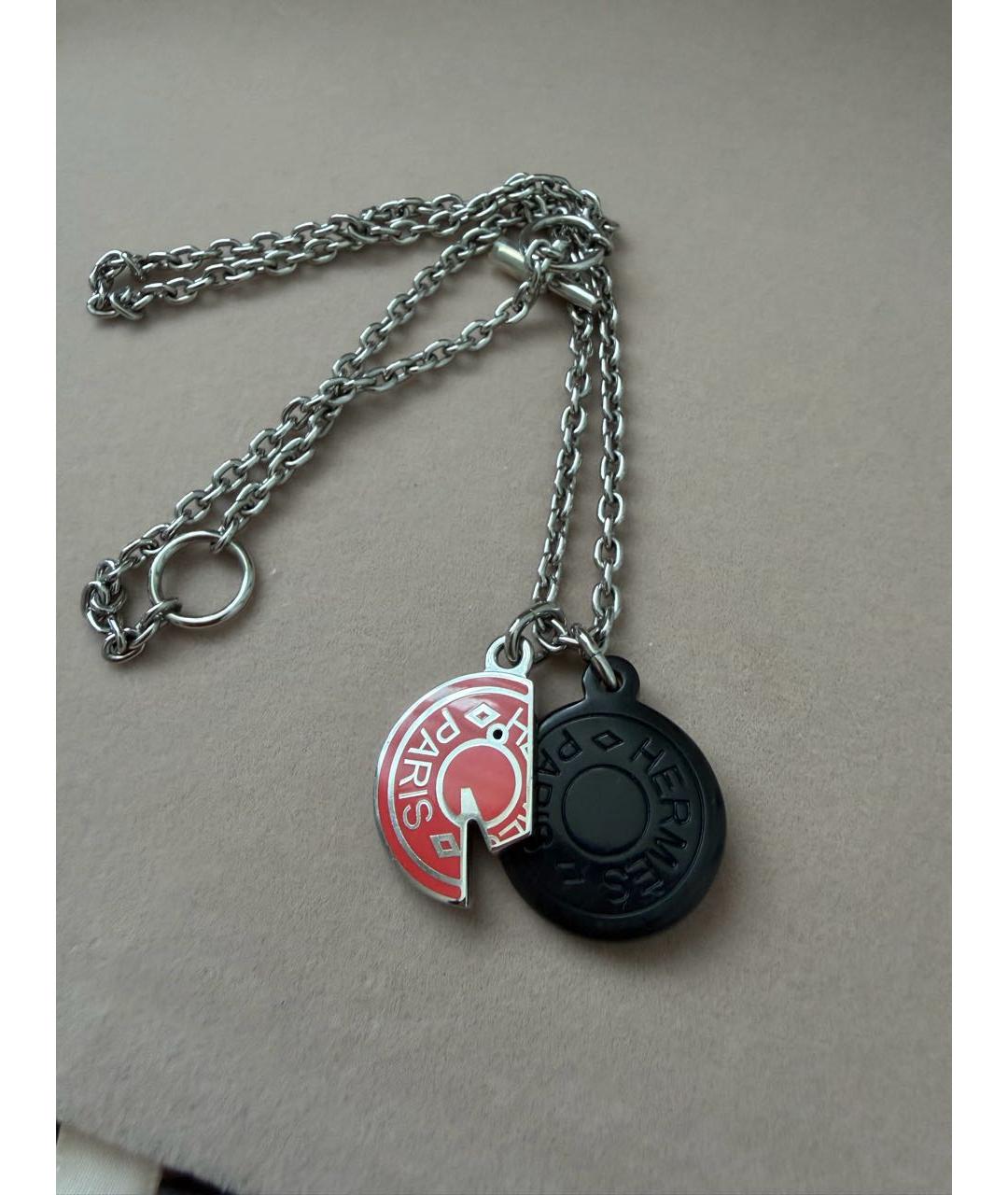 HERMES Черная металлическая подвеска, фото 4