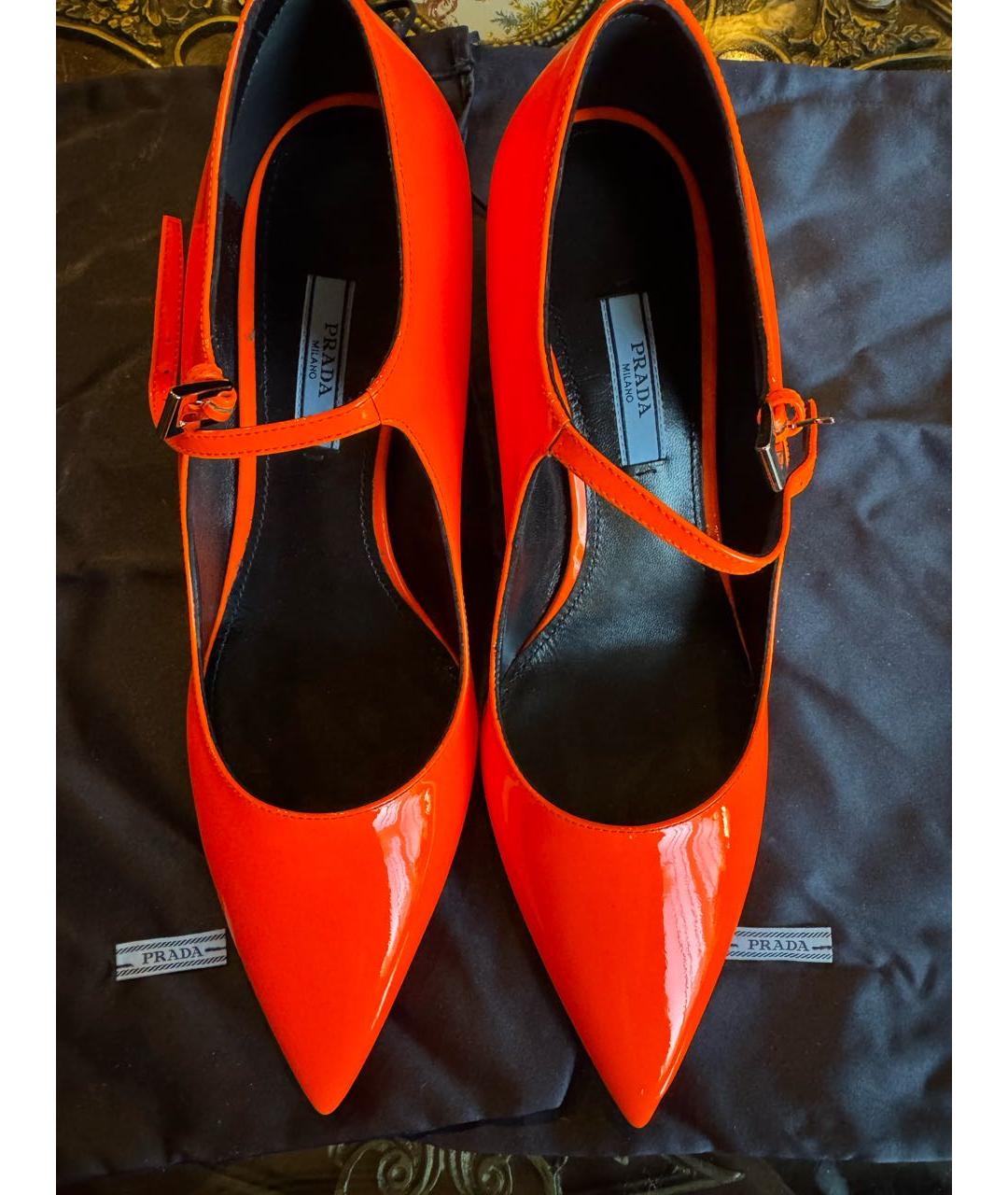 PRADA Оранжевое туфли из лакированной кожи, фото 2
