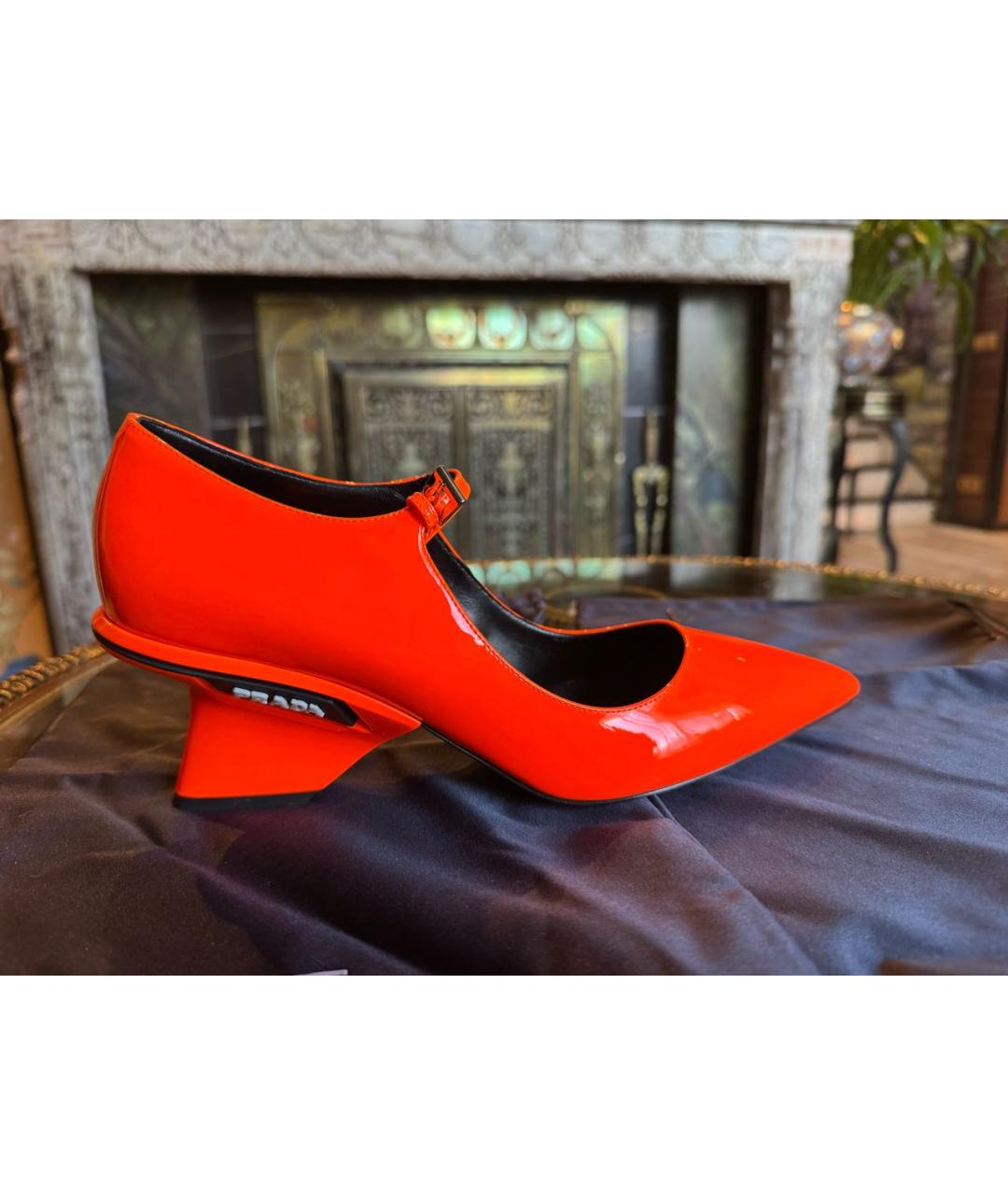 PRADA Оранжевое туфли из лакированной кожи, фото 9