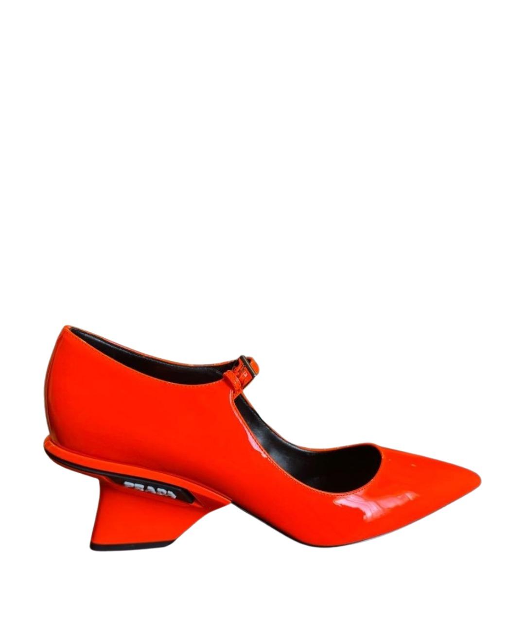 PRADA Оранжевое туфли из лакированной кожи, фото 1