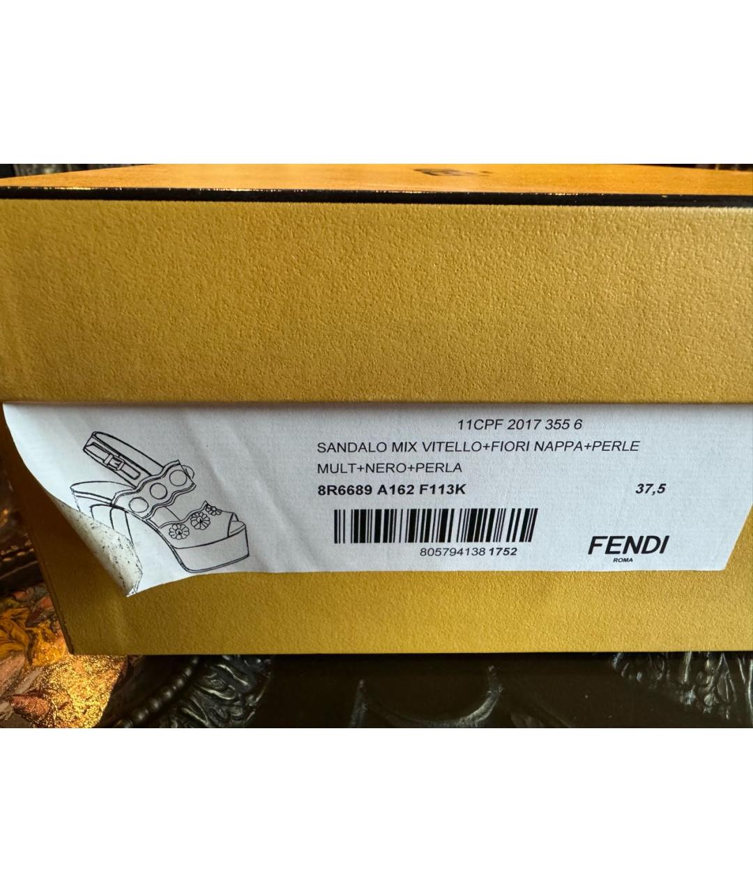 FENDI Черные кожаные босоножки, фото 5