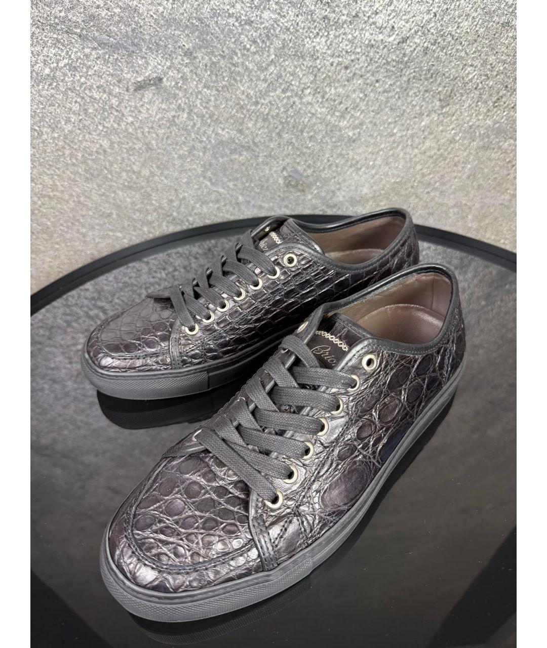 BRIONI Черные низкие кроссовки / кеды из экзотической кожи, фото 2