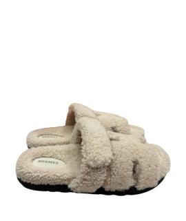 HERMES Шлепанцы