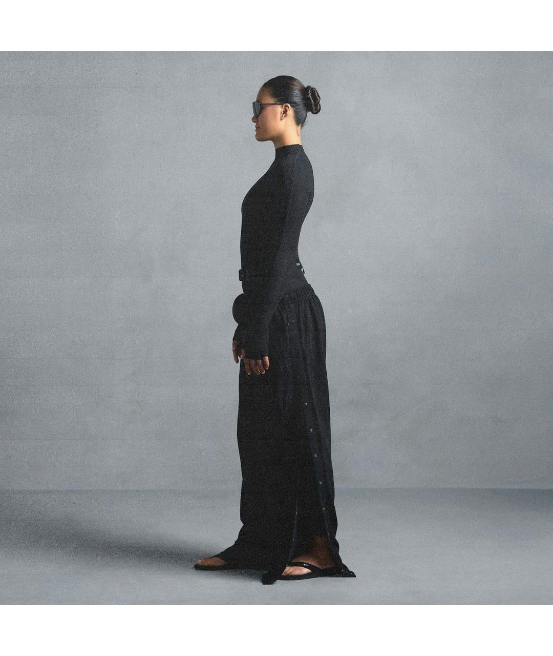 SKIMS Черные хлопко-эластановые спортивные брюки и шорты, фото 7